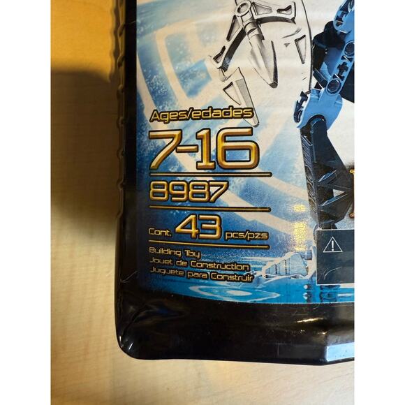 Lego Bionicle Gladitorean Legends - Kinna - Set 8787 - new in box - Picture 8 of 8